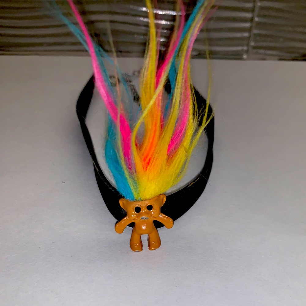 Troll doll choker